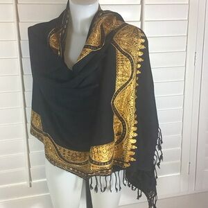 Woven shawl wrap or scarf